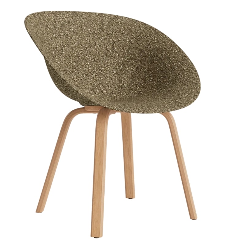 On y voit une chaise design éco-responsable