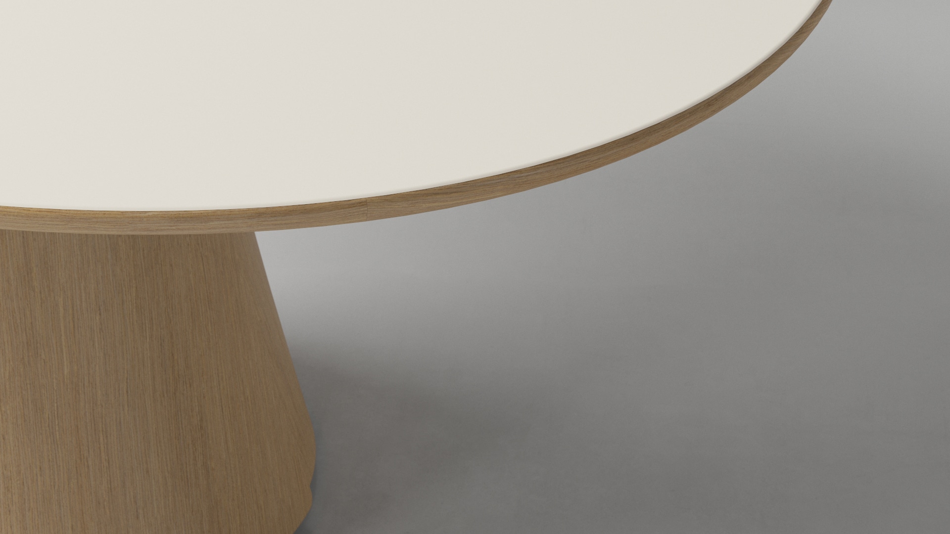 On y voit une table design dans un intérieur professionnel