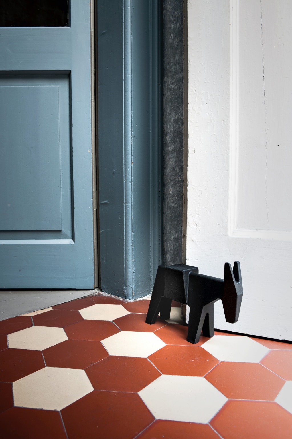 On y voit une décoration dans un intérieur professionnel