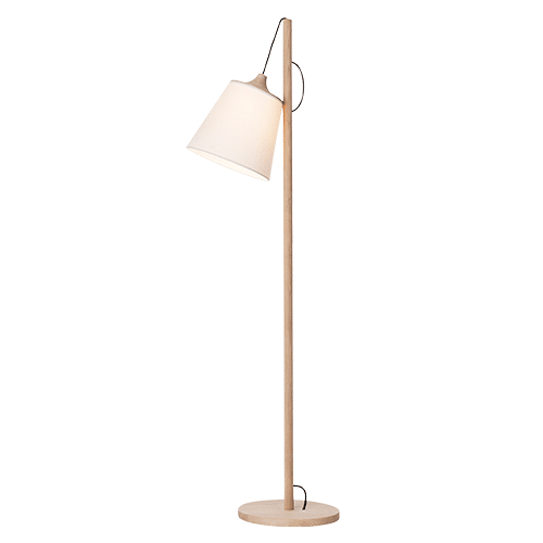 On y voit un luminaire en bois design