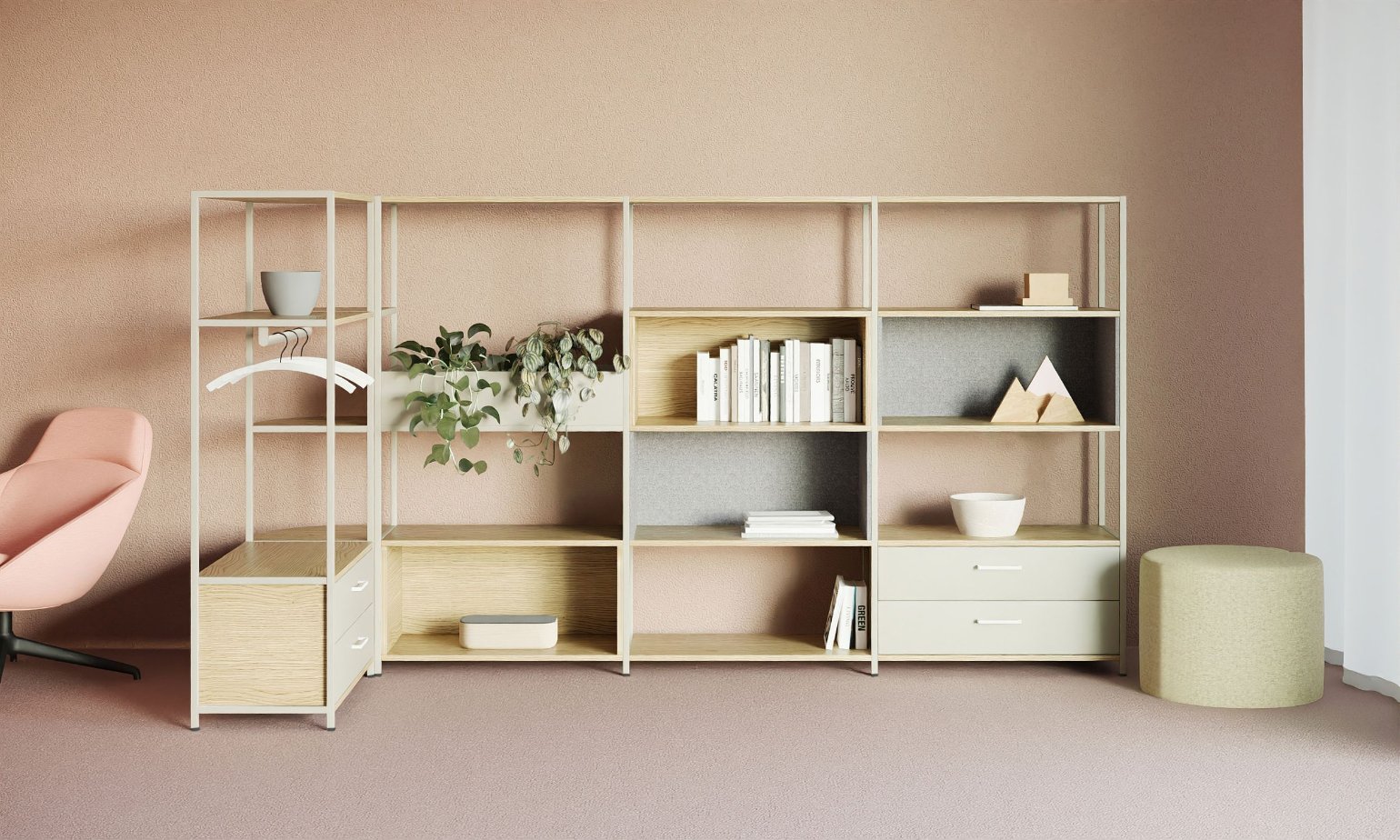 On y voit un rangement design dans un intérieur professionnel