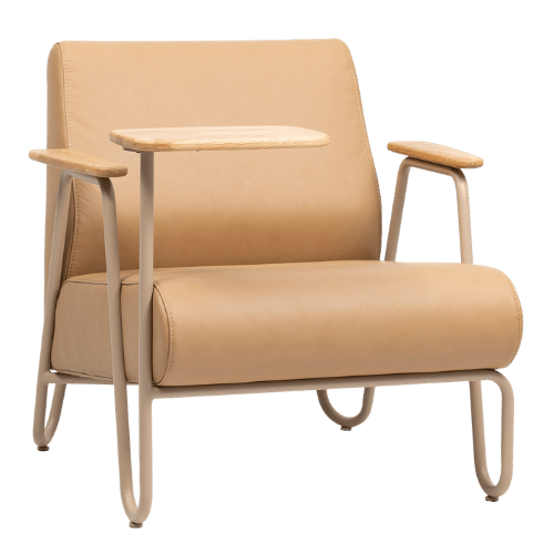 On y voit un fauteuil lounge design